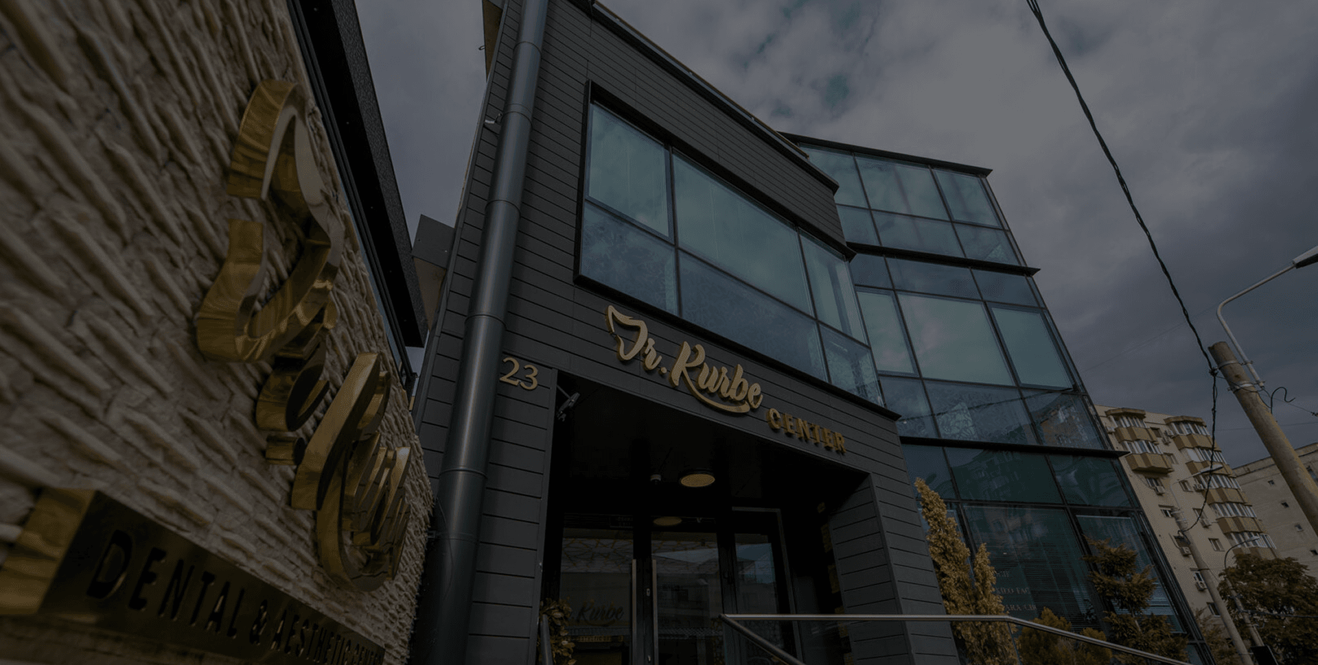 Echipa medicală Dr. Kurbe - clinică de stomatologie și medicină estetică în București