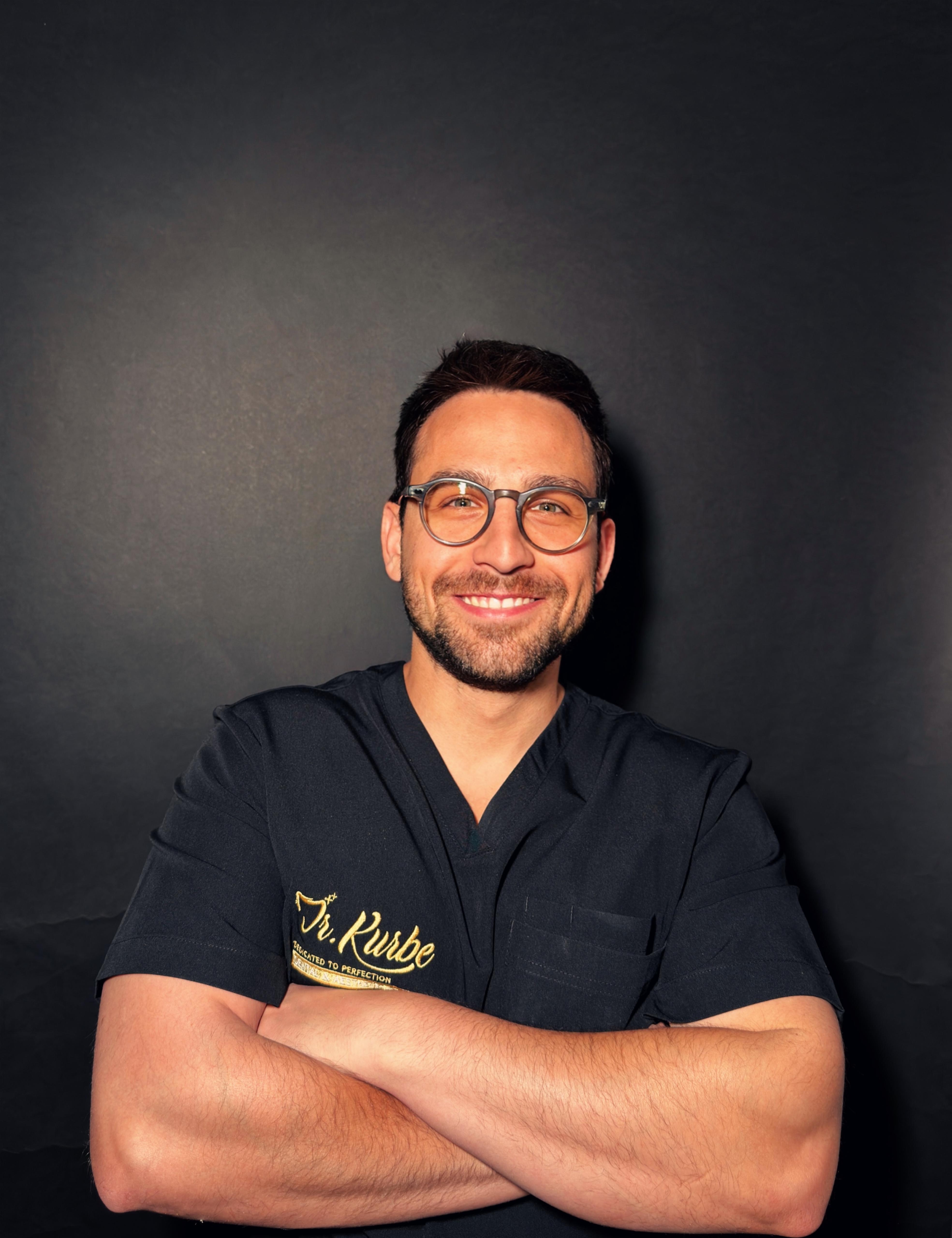 DR. HORIA TOADER