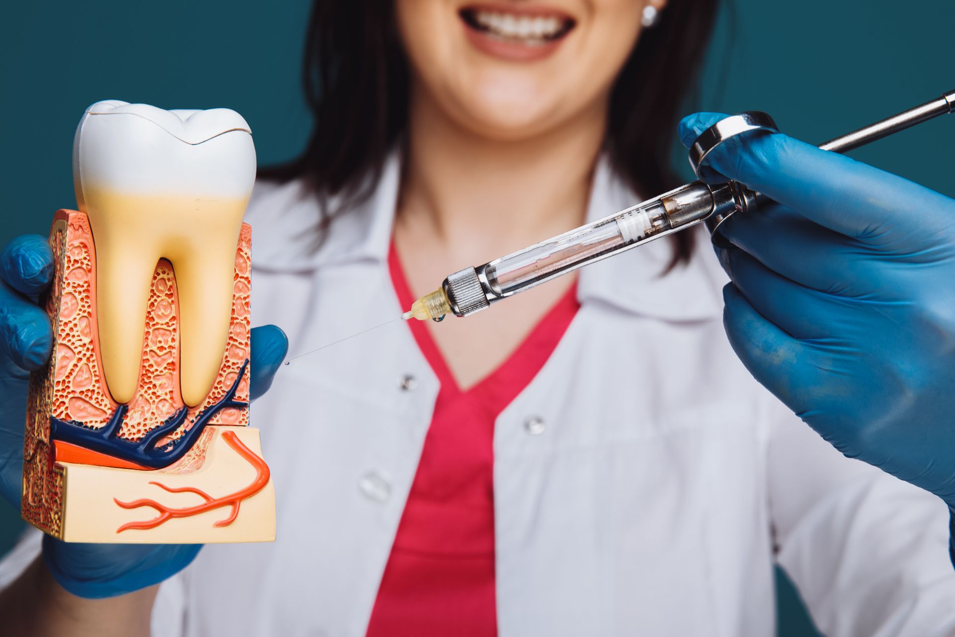 Tratament parodontal și terapie gingivală la Clinica Dr. Kurbe