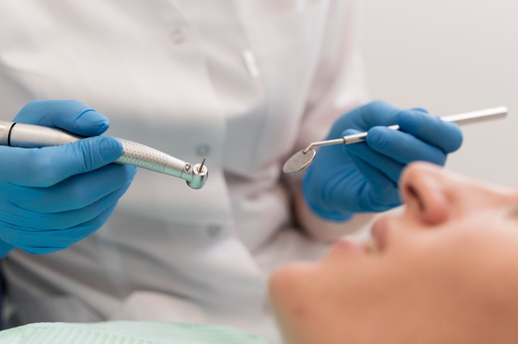Greseala de a amana detartrajul si acumularea masiva de tartru subgingival