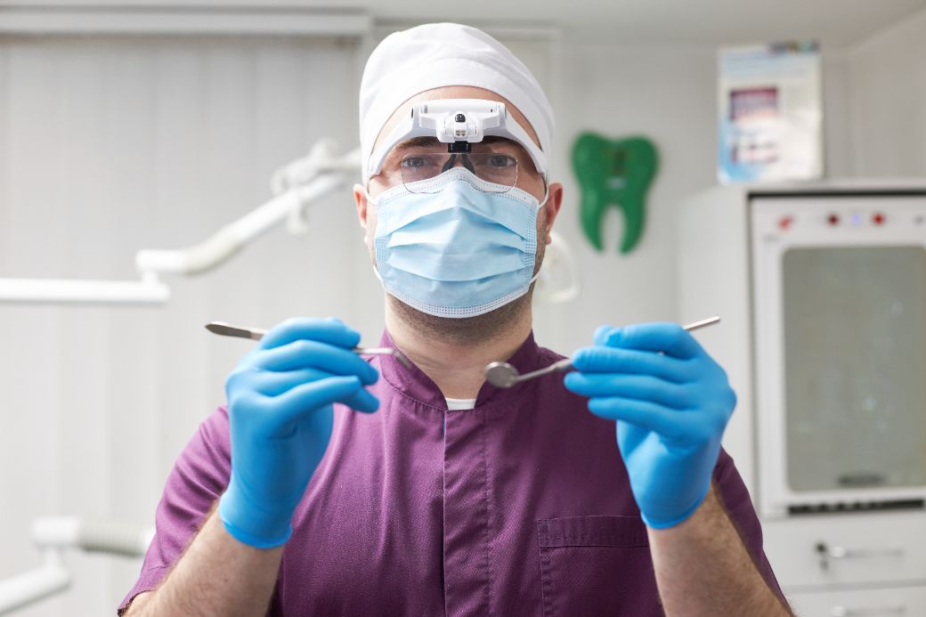 Pachet complet Dental Spa de profilaxie si igienizare dentara la Dr. Kurbe Bucuresti